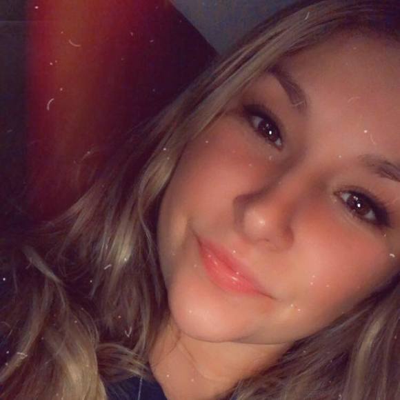 Meet your Posher, Nicki - Picture 1 of 1